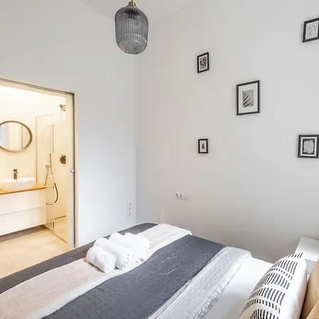 Διαμέρισμα Charming & Cozy 1bedrm